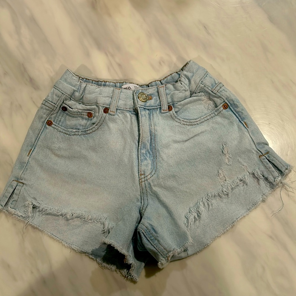 Zara shorts size 8